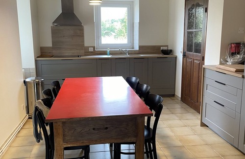 Felzins House | Relaxing Getaway at Gite à la Campagne for 10 Guests