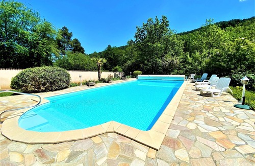 Mercuer Cottage | Inviting Villa Oasis with Heated Pool and Ocean View