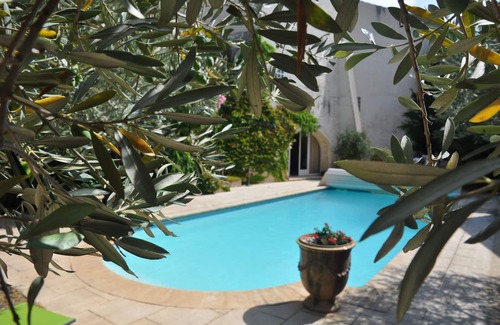 Bezouce House | Cozy Gite for Two with Pool and Ocean Views in Besocia