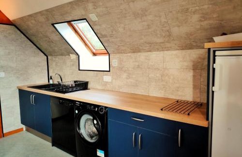 Valette Apartment | Cozy Gite with Ocean Views & Pet-Friendly Amenities