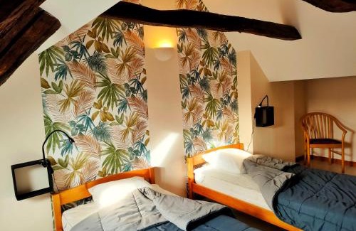 Valette Apartment | Cozy Gite with Ocean Views & Pet-Friendly Amenities