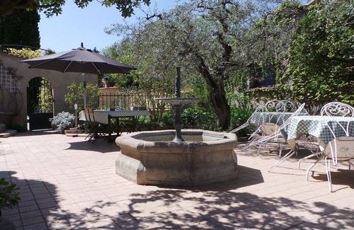 Bezouce Cottage | Relaxing Gîte with Pool Near Nîmes - Guest Rated 10/10
