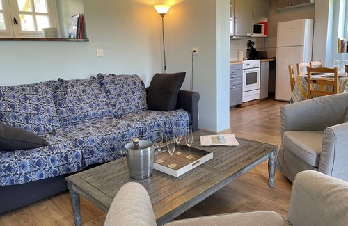 Tregunc Cottage | Family-Friendly Gîte with Pools & Beach Access - Rated 9.8
