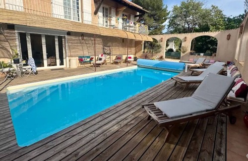 Evenos Villa | Gîte 8 pers air-conditioned, 3 bedrooms with bathrooms, private pool. Peaceful