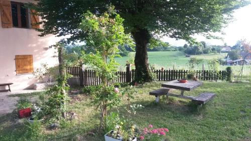 Saint-Jean-d'Avelanne House | Pet-Friendly Gite for 8 in Chartreuse Vercors