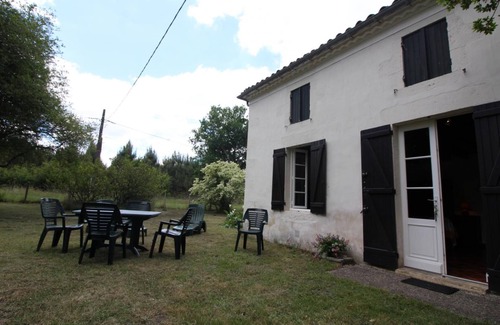 Saint-Symphorien House | Charming Gite Airial DE Lous Crabeys with Lake Views