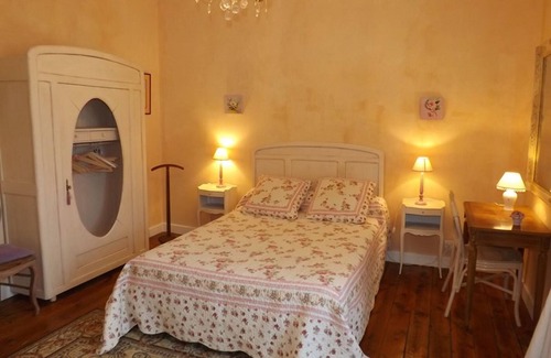 Arpajon-sur-Cere Cottage | Gite Arpajon-sur-Cère, 3 bedrooms, 5 persons