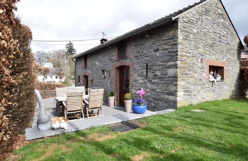 Tavigny Cottage | Tranquil Gite in the Heart of Nature, Pet Friendly Retreat