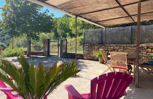 Bessuejouls House | Nature Retreat at GITE ATELIER - Guest Rated 9.1/10