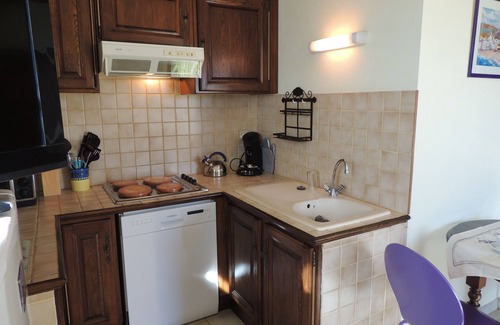Sault Cottage | Idyllic GITE AU COEUR DES LAVANDES with Spa & Pool