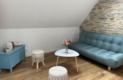 Saint-Mathurin-sur-Loire House | Relax at Gite au gré de la Loire: Spa, Pool & Ocean Views