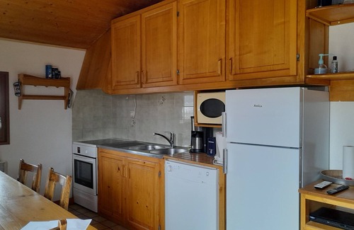 Le Menil Apartment | Scenic Retreat with Pool and Spa Overlooking Mountains