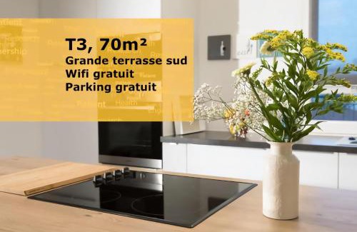 Faubourg Sud Apartment | Pet-Friendly Gite Bons Amis with Great Guest Reviews