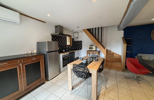 Brout-Vernet Cottage | Cozy Gite Broût-Vernet: Pet-Friendly Retreat with Spa