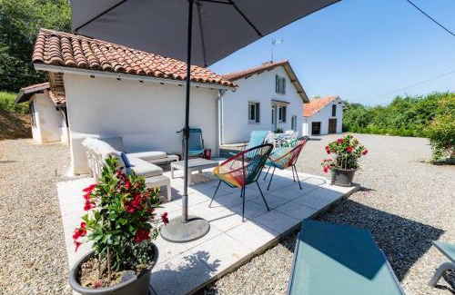 Eyres-Moncube House | Child-Friendly Gite Caperot: Your Perfect Family Getaway