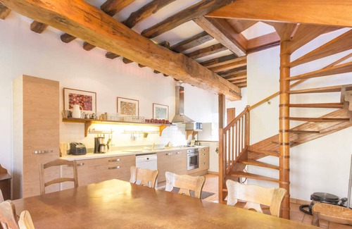 Cernay-la-Ville Cottage | Gite Cernay-la-Ville, 4 bedrooms, 10 persons