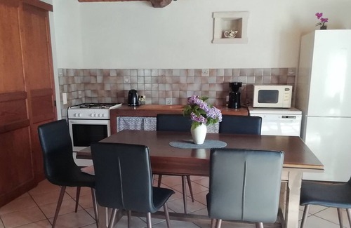 Chaille-les-Marais Cottage | Gite Chaillé-les-Marais, 3 bedrooms, 6 persons