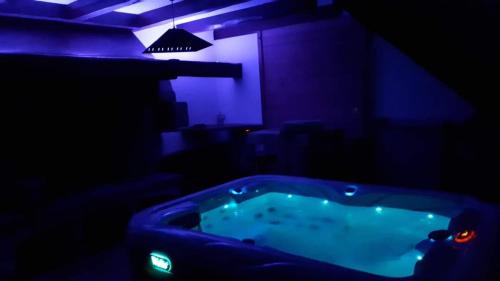 Vallieres Apartment | Relaxing Spa Retreat at GITE Chambre SPA Privé DE L'ANCIENNE FERME
