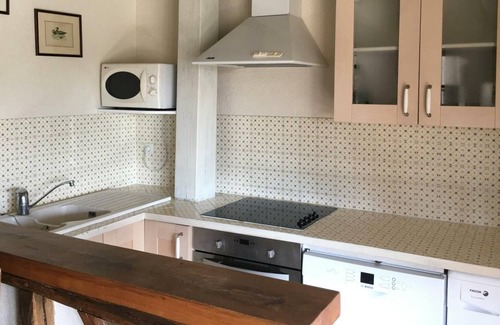 Contres Cottage | Pet and Child Friendly Gite Cheverny for 3 Guests