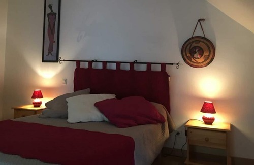 Cheverny Cottage | Cozy Gite Cheverny: Family-Friendly 3-Bedroom Retreat