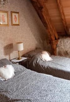 Larroque-Toirac House | Gite Chez Moore