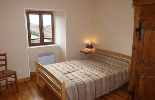 Clavieres Cottage | Gite Clavières: Family-Friendly Stay with Spa & Breakfast