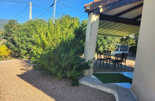 Sollacaro Cottage | Gite Climatisé: Pet-Friendly Retreat Near the Beaches