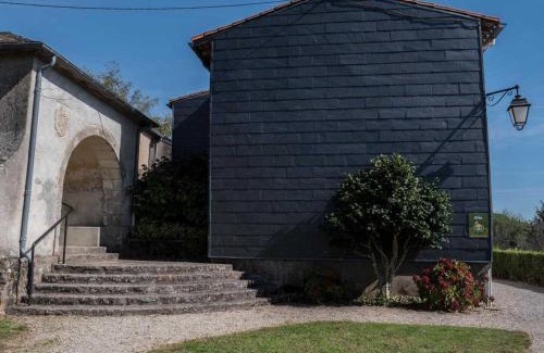 Le Vintrou House | Gîte communal Le Vintrou: Family and Pet-Friendly Retreat