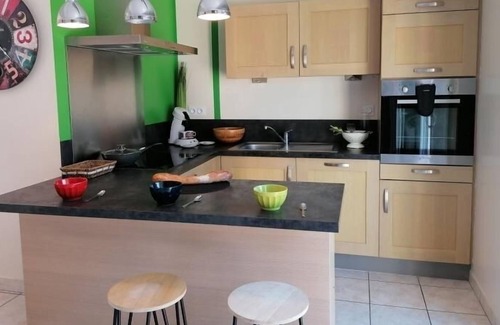 Cosse-le-Vivien Cottage | Gite Cossé-le-Vivien: Family-Friendly Retreat with Kitchen