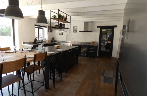 Breles Villa | Exclusive Gite with Heated Pool for 10-12 Guests