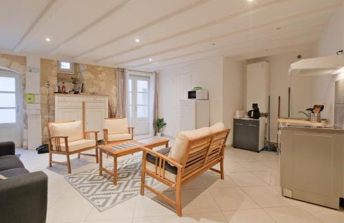 Brantome-en-Perigord House | Discover Gîte d'ici et d'ailleurs: Family-Friendly Retreat