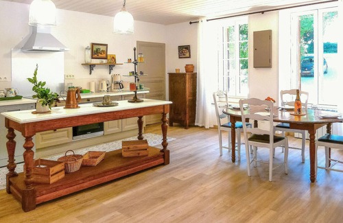 Mouilleron-Saint-Germain House | Gite dans le bocage vendéen
