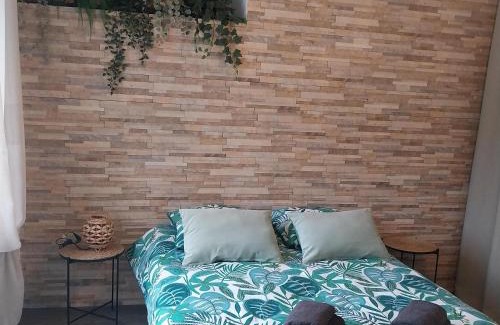 Poigny Apartment | Cozy Farmhouse Getaway - Rated 9/10 & Family-Friendly