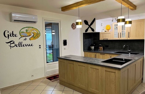 Bergesserin House | Gîte de Bellevue: Indoor Pool, Hammam & High Ratings!