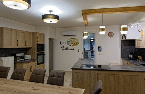 Bergesserin House | Gîte de Bellevue: Indoor Pool, Hammam & High Ratings!