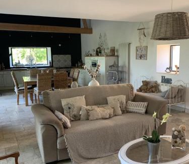 Faycelles House | Gite de Charme: Oceanfront Retreat with Private Spa