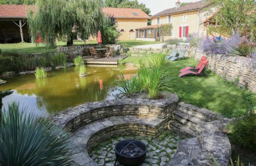 Vaux House | Gite de Charme Au Bal des Hirondelles classé 5*
