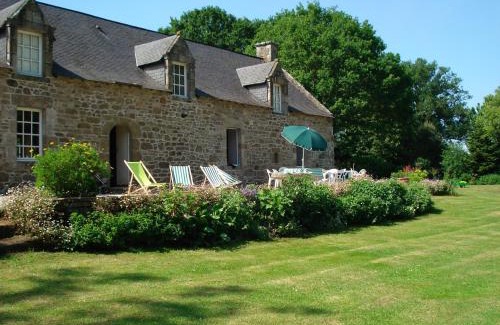 Berric House | Family-Friendly Retreat at Gite de Cohignac - Pet Friendly!