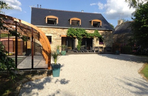 Briec House | Explore Gite de Kervehun - Family-Friendly in Briec-de-l'Odet