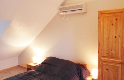 Cere-la-Ronde House | Pet-Friendly Gite De l'Augereau with Oceanfront Views