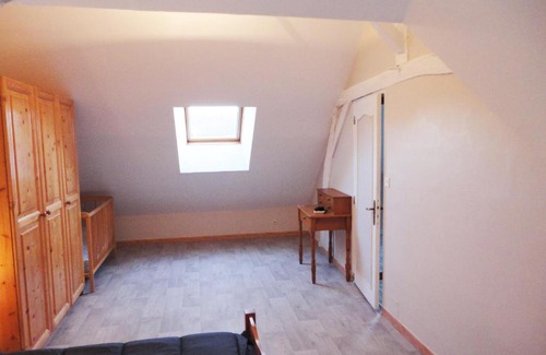 Cere-la-Ronde House | Pet-Friendly Gite De l'Augereau with Oceanfront Views