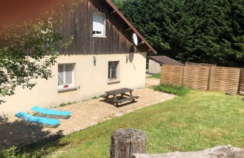 Les Planches-pres-Arbois Apartment | Pet-Friendly Retreat at Gite de la Cascade - Rated 9/10
