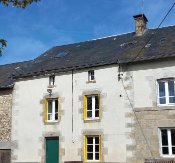 Fursac House | Welcoming Gite de l'Oeil - Family-Friendly Retreat Rated 9.3