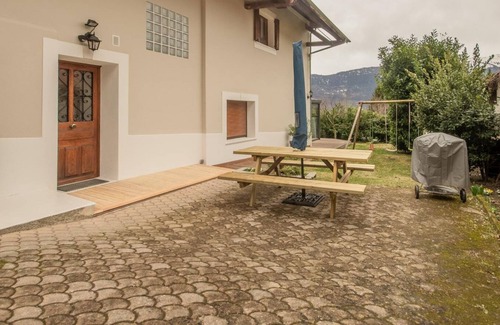 Mercury House | Discover Gite DE LA Dhuy - Family-Friendly Getaway