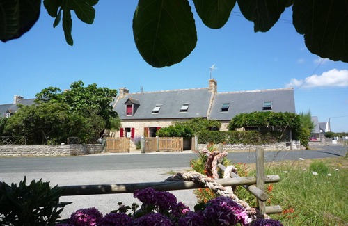 Saint-Guenole House | Book Gite de la Ferme de St Gué with Oceanfront Views