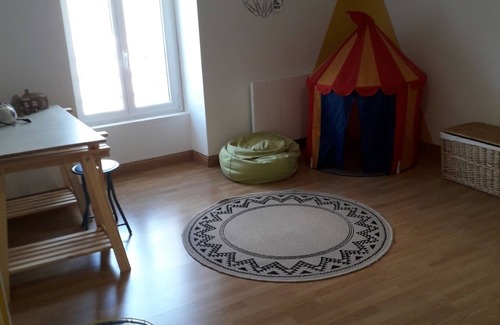 Saint-Laurent-sur-Sevre House | Cozy Gite de la Mésange: Family-Friendly with Kitchen Access