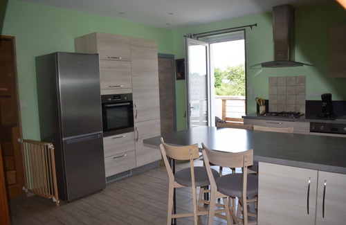 Nouans-les-Fontaines House | Family-Friendly Gite DE LA Roche Near Beauval Zoo & Pool