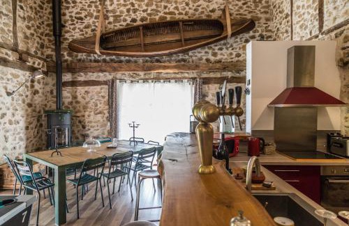 Saint-Chamant House | Family-Friendly Retreat at Gite de la Genevrière - 8.6/10