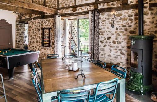 Saint-Chamant House | Family-Friendly Retreat at Gite de la Genevrière - 8.6/10
