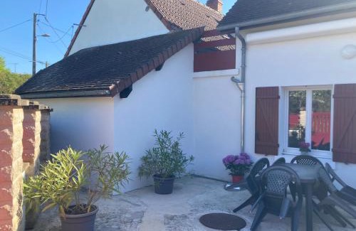 Lucay-le-Male House | Oceanfront Retreat at Gite de la Guernouille - Rated 9.8